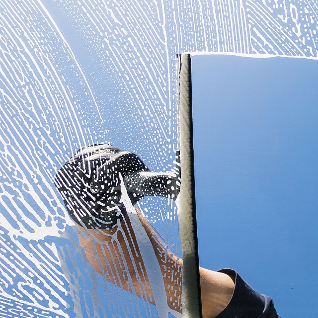 Window Cleaning in Cache